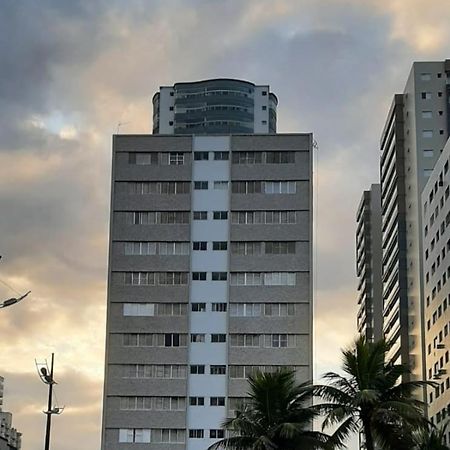 Kitnet A 20 Metros Da Praia Praia Grande (Santos) Exterior foto